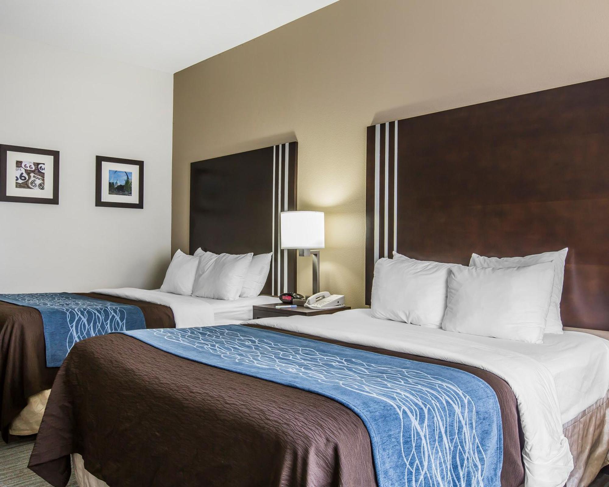 Comfort Inn Sullivan Room photo